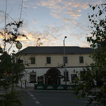 Okeefes Hotel Backpackers 朗塞斯顿 外观 照片