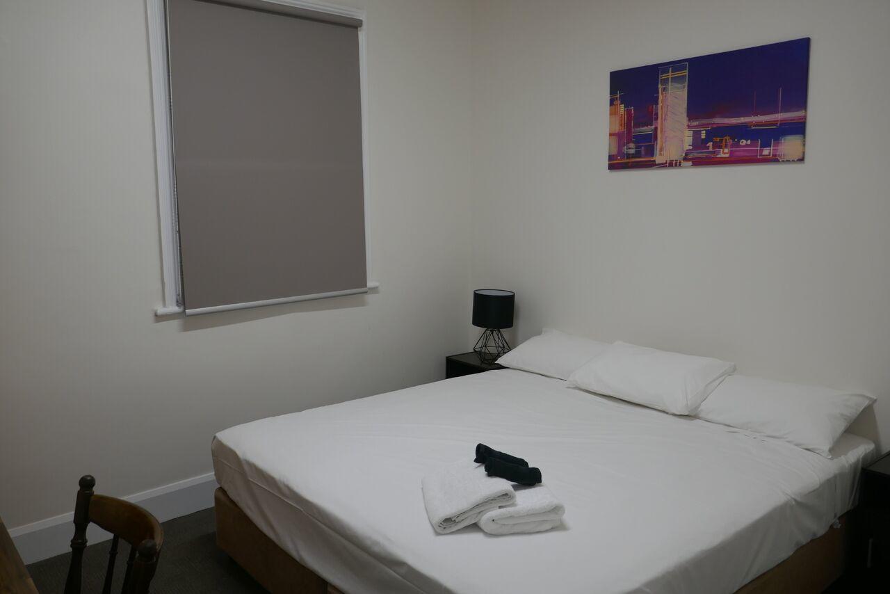 Okeefes Hotel Backpackers 朗塞斯顿 外观 照片